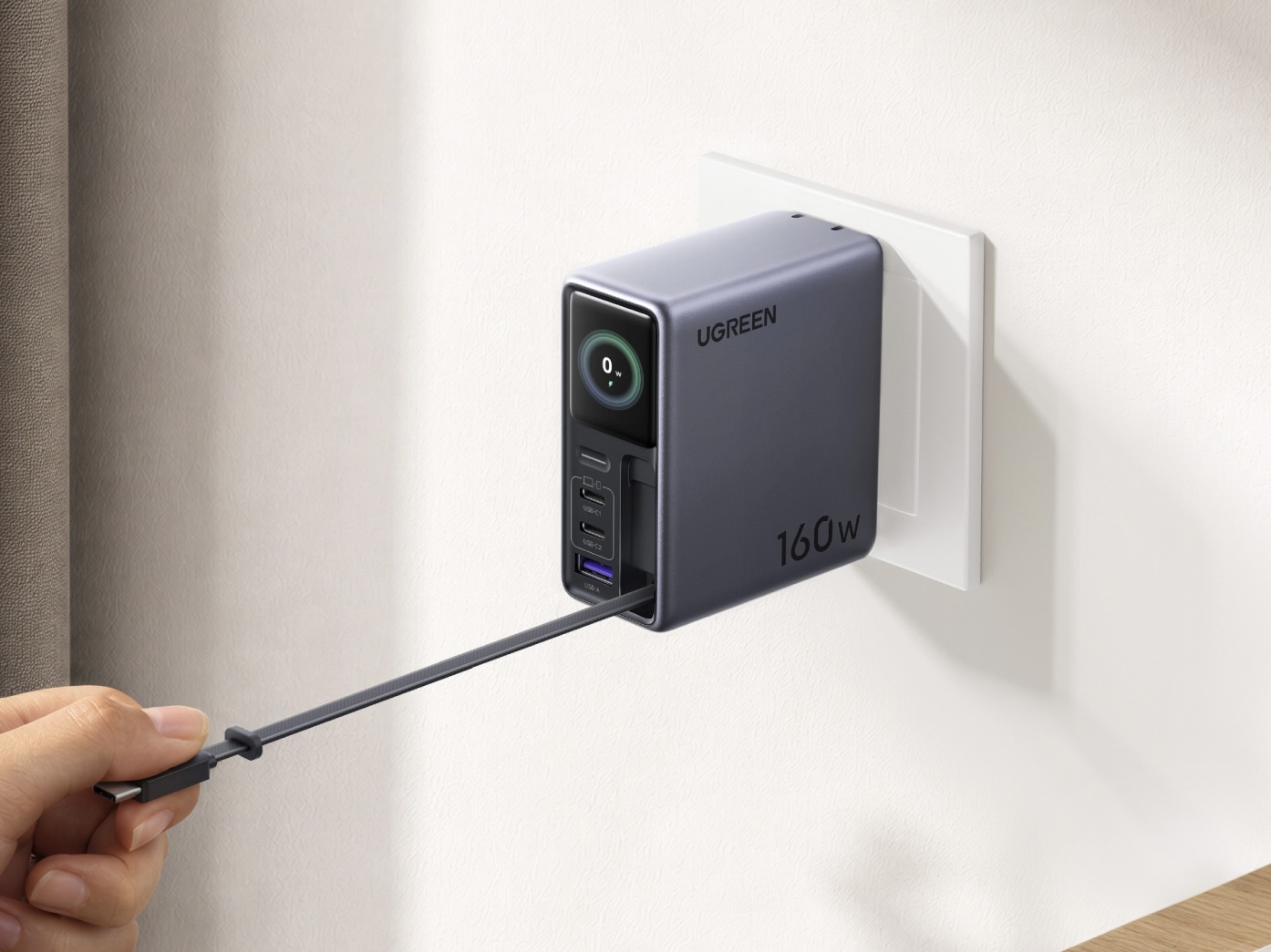 UGREEN Nexode Pro 160W Charger with Retractable Cable