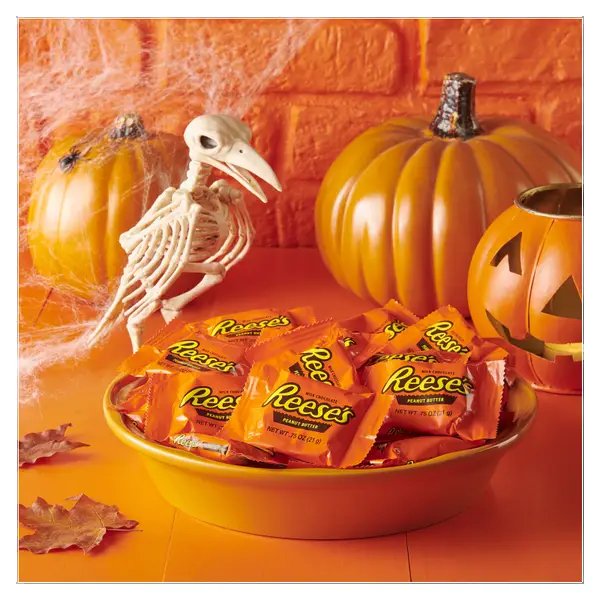 Reese's Assorted Halloween Candy Pumpkin Bowl Bundle