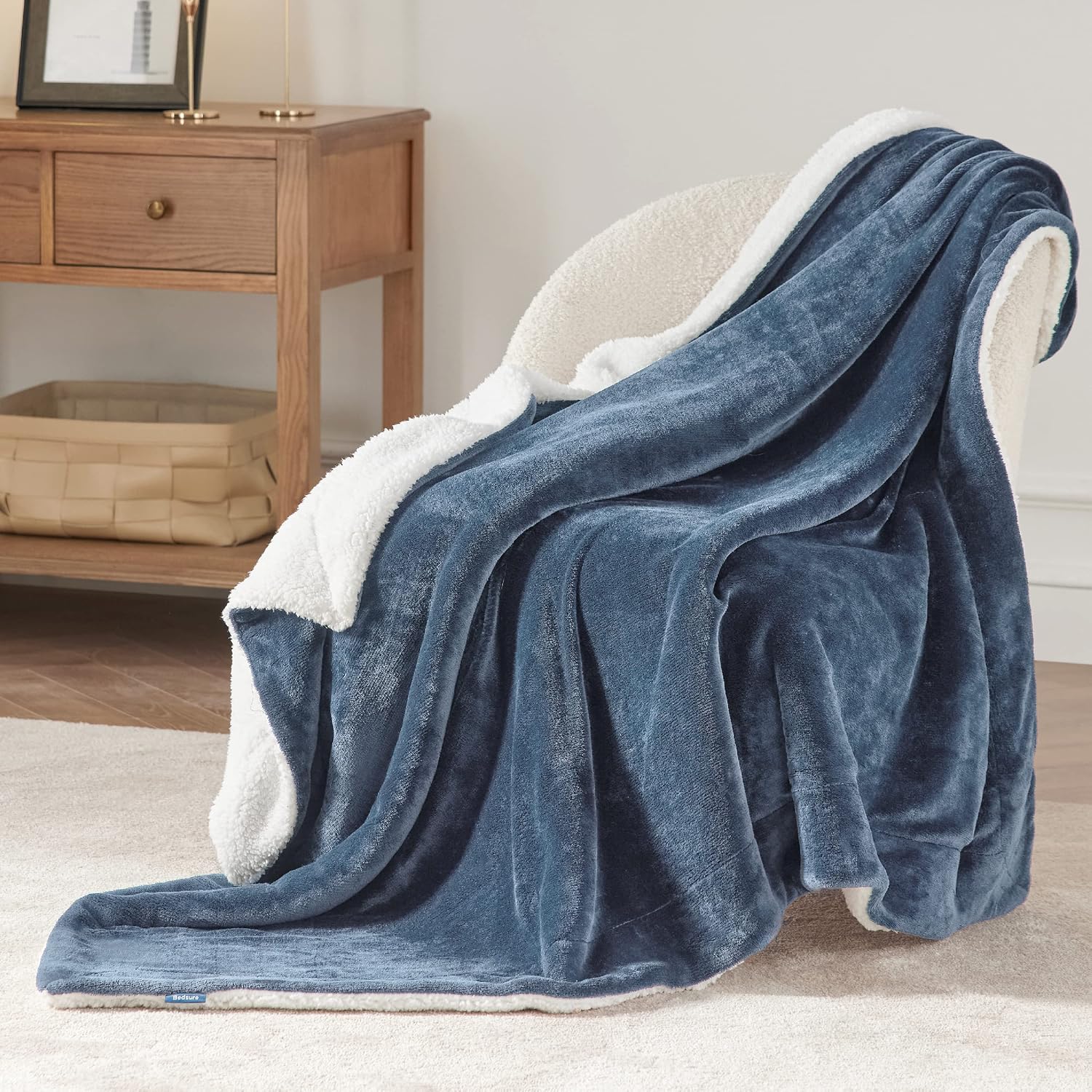 Bedsure GentleSoft Sherpa Fleece Throw
